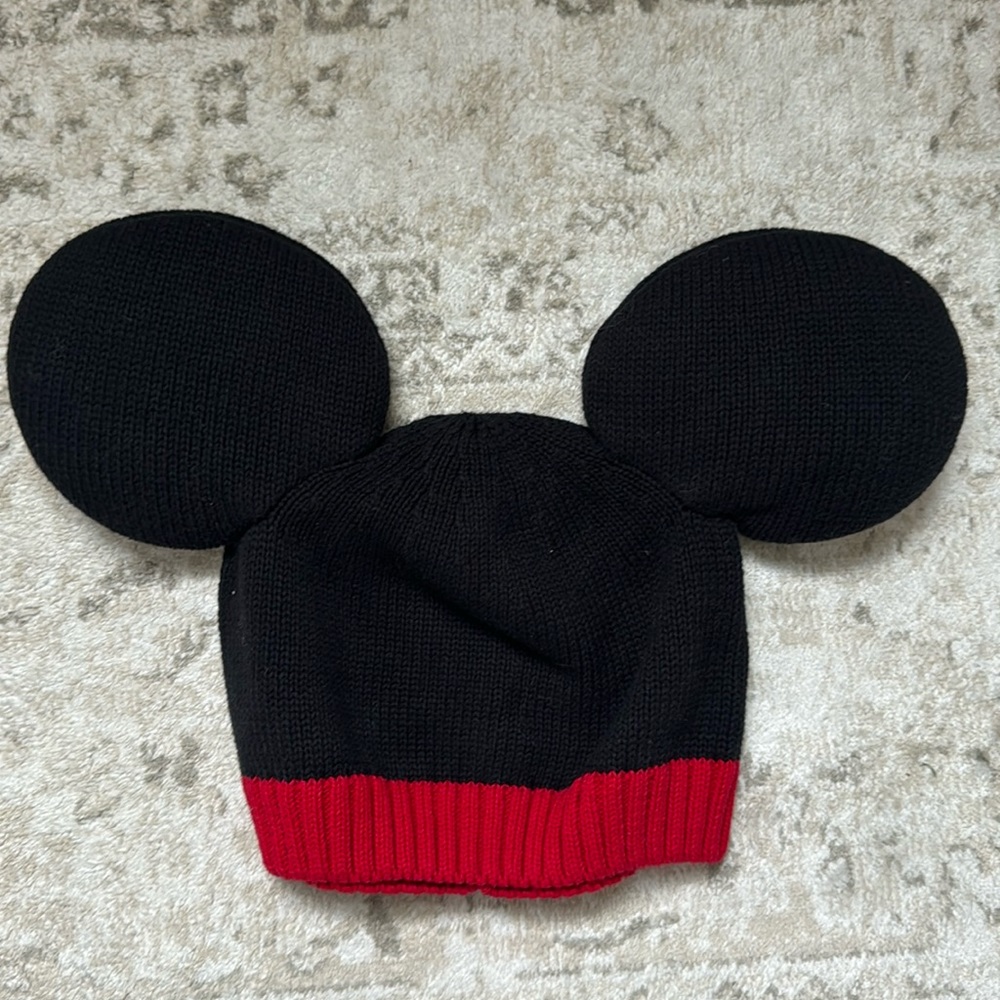 Adorable Hanna Anderson Mickey Mouse knit hat